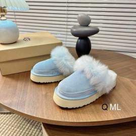 Picture of UGG Shoes _SKUUGGsz35-40ML110119782